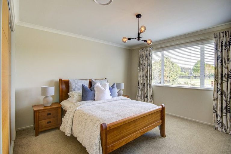 Photo of property in 10 Burntwood Lane, Pegasus, 7612