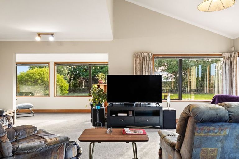 Photo of property in 83 Bush Road, Mosgiel, 9024