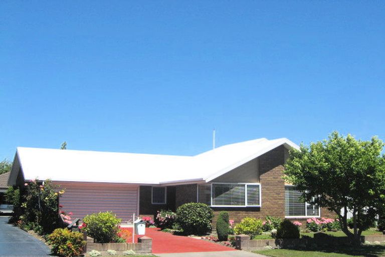 Photo of property in 5 Ben Nevis Drive, Broomfield, Christchurch, 8042