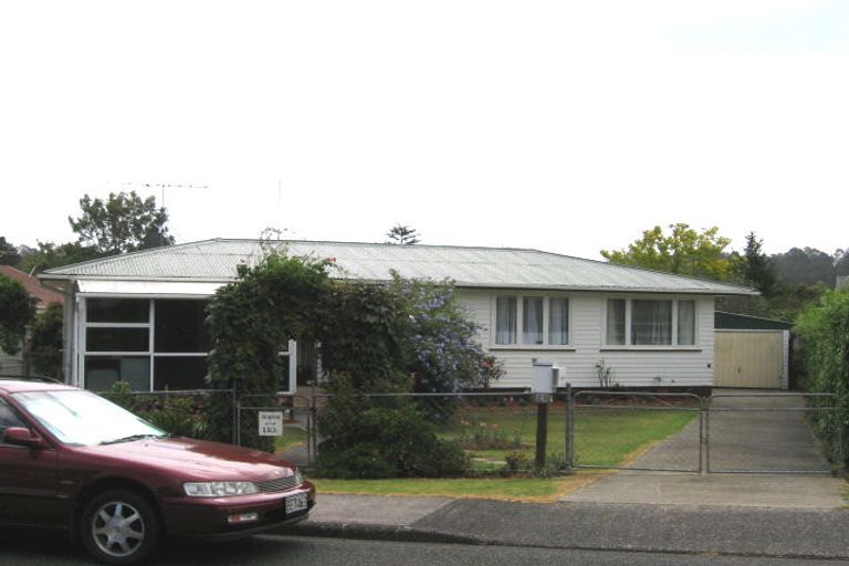 Photo of property in 23 Melba Street, Beach Haven, Auckland, 0626