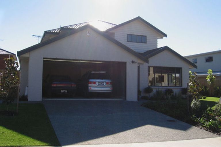 Photo of property in 3 Newbury Place, Schnapper Rock, Auckland, 0632