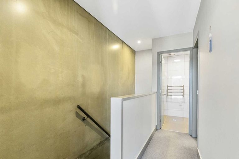 Photo of property in Canvas Apartments, 18/307u Willis Street, Te Aro, Wellington, 6011