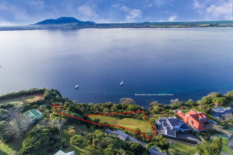 Photo of property in 19 Te Kopua Street, Acacia Bay, Taupo, 3330