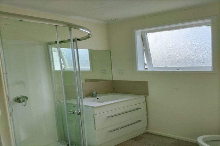 Photo of property in 505 Massey Road, Mangere, Auckland, 2022