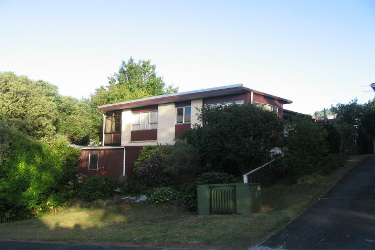 Photo of property in 1/2 Northwick Place, Hillcrest, Auckland, 0627