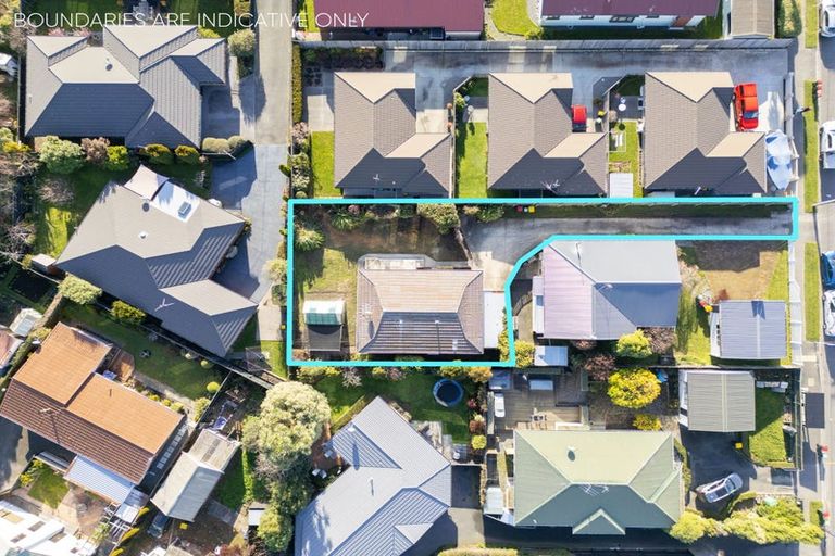 Photo of property in 1/25 Wilsons Road, Saint Martins, Christchurch, 8022