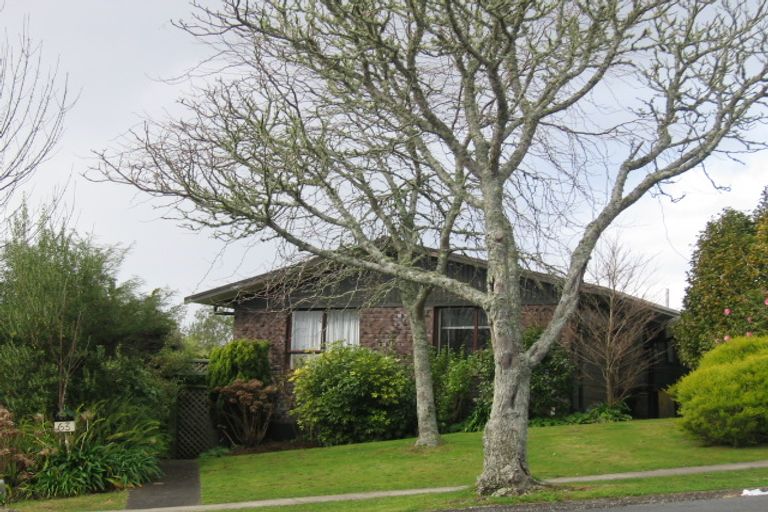 Photo of property in 63 Poaka Avenue, Dinsdale, Hamilton, 3204