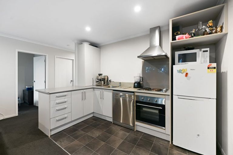 Photo of property in 35 Lyon Street, Frankton, Hamilton, 3204