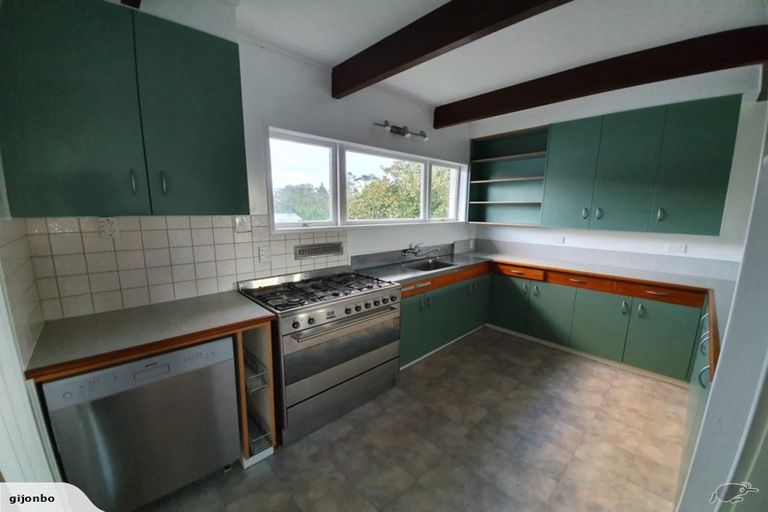 Photo of property in 488 Don Buck Road, Massey, Auckland, 0614