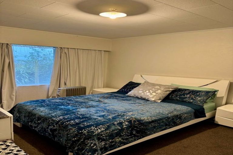 Photo of property in 10f6 Petherick Crescent, Johnsonville, Wellington, 6037