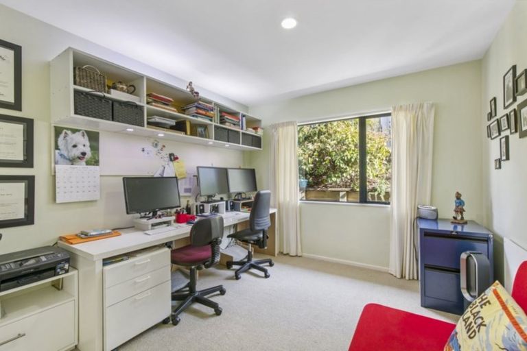 Photo of property in 4 Gybe Place, Whitby, Porirua, 5024