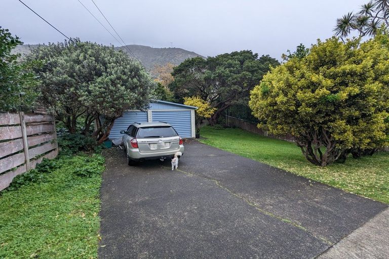 Photo of property in 46 Wellington Road, Paekakariki, 5034