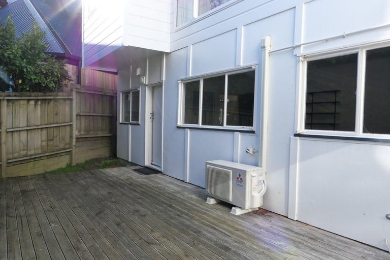 Photo of property in 59 Pembroke Road, Northland, Wellington, 6012