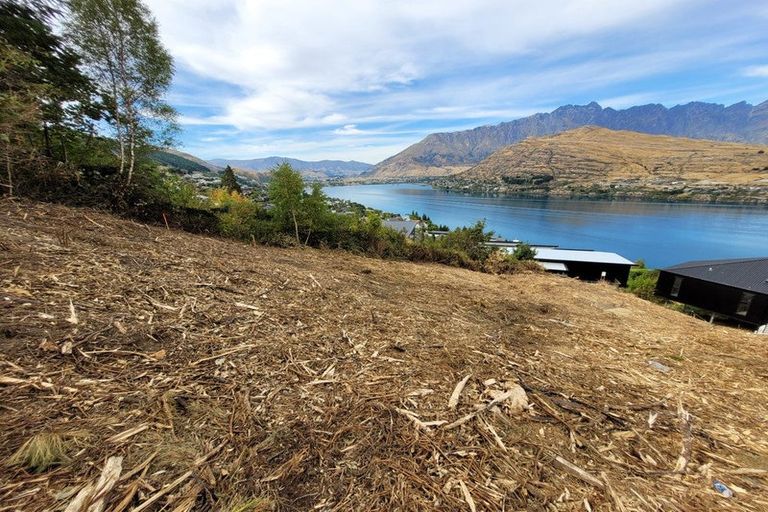 Photo of property in 5 Tussock Lane, Queenstown, 9300
