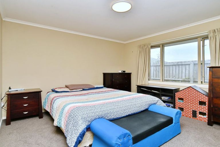 Photo of property in 41 Factory Road, Belfast, Christchurch, 8051