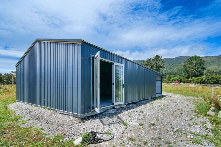 Photo of property in 136 Powerhouse Road, Fairdown, Westport, 7891