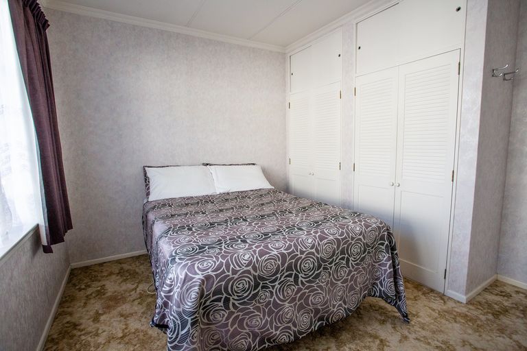 Photo of property in 22 Richmond Road, Carterton, 5713