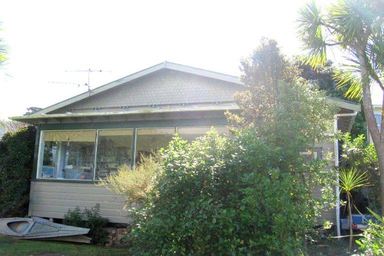 Photo of property in 190 Beach Road, Onerahi, Whangarei, 0110