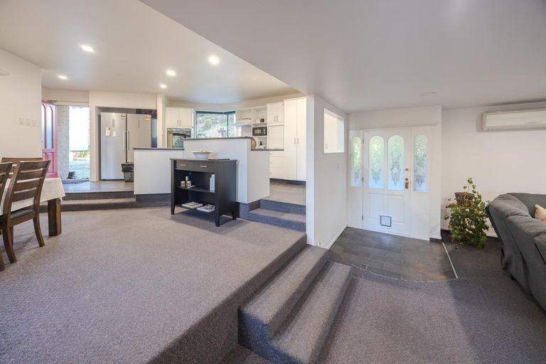 Photo of property in 15 Reid Road, Herbert, Oamaru, 9495