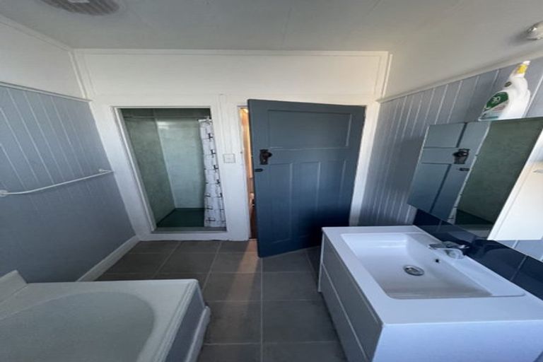 Photo of property in 17 Queen Street, Cambridge, 3434