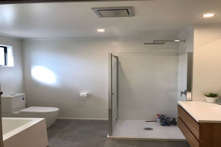 Photo of property in 12 Haydon Street, Roslyn, Palmerston North, 4414