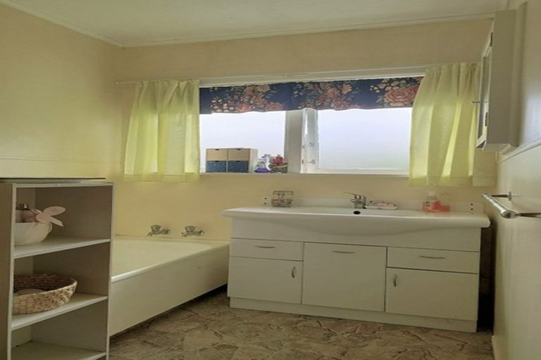 Photo of property in 11 Lockwood Point, Wairoa, 4108