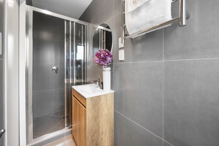 Photo of property in 1 Kellett Road, Ranui, Auckland, 0612