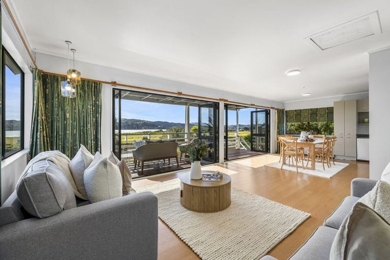 Photo of property in 7 Nihinihi Avenue, Raglan, 3225
