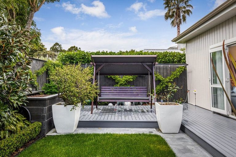 Photo of property in 20 Kensington Drive, Orewa, 0931