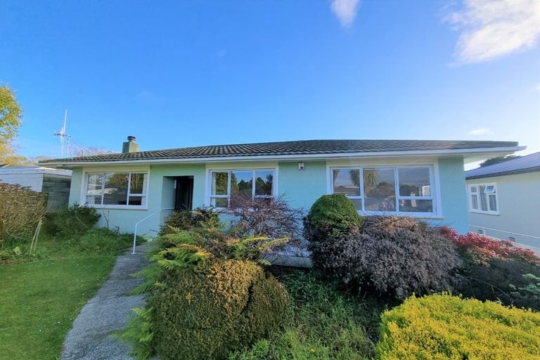 Photo of property in 3 Harrow Place, Hokowhitu, Palmerston North, 4410