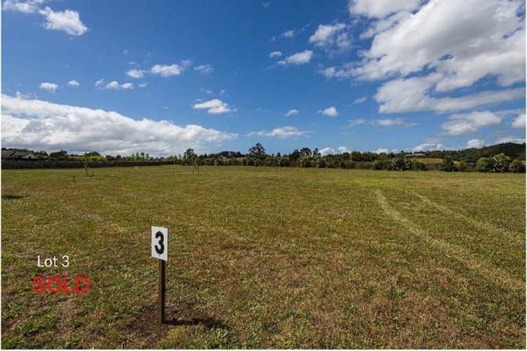 Photo of property in 8 Stonedale Way, Te Kamo, 0185