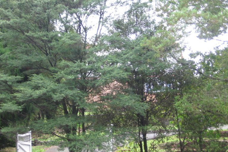 Photo of property in 235 Godley Road, Titirangi, Auckland, 0604