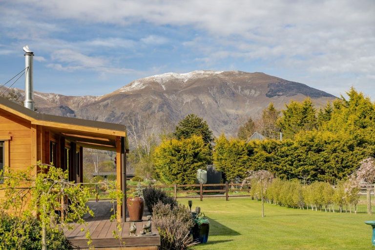 Photo of property in 10 Carlisle Street, Athol, 9793