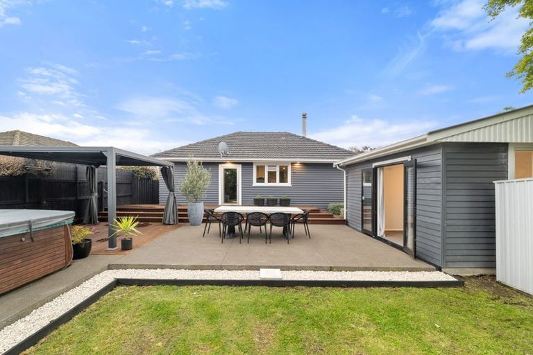 Photo of property in 180 Grahams Road, Burnside, Christchurch, 8053