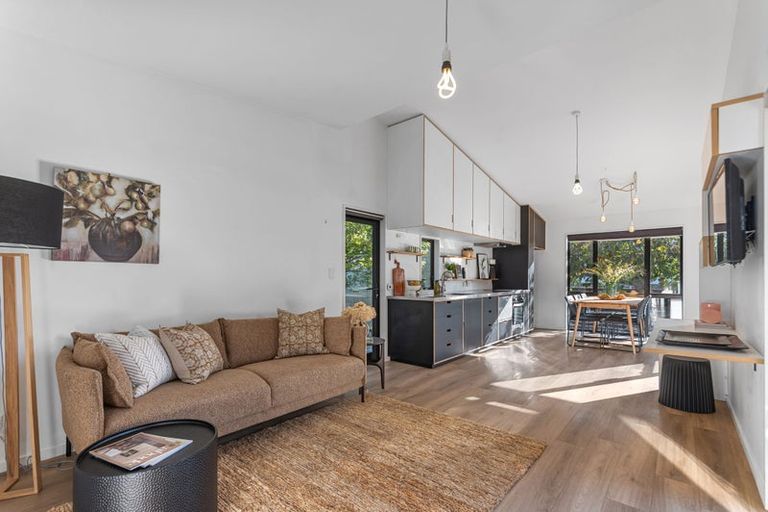 Photo of property in 123 Clarendon Terrace, Woolston, Christchurch, 8023