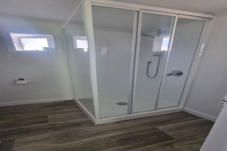 Photo of property in 3 Rautawa Place, Kawakawa Bay, 2585