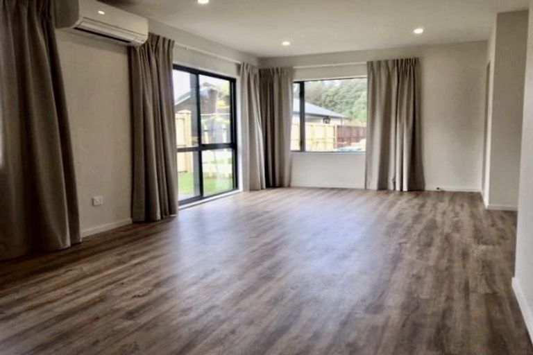 Photo of property in 12 Richard Hadlee Lane, Rolleston, 7615