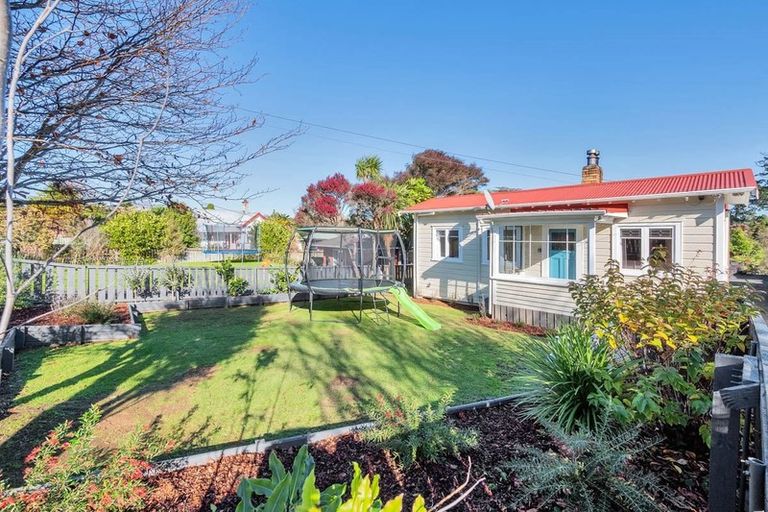 Photo of property in 68 Prospect Terrace, Pukekohe, 2120