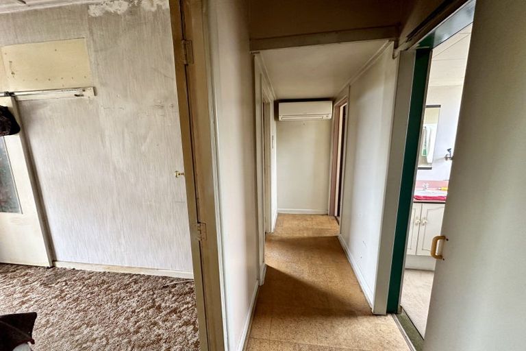 Photo of property in 240 Princes Street, Strathern, Invercargill, 9812