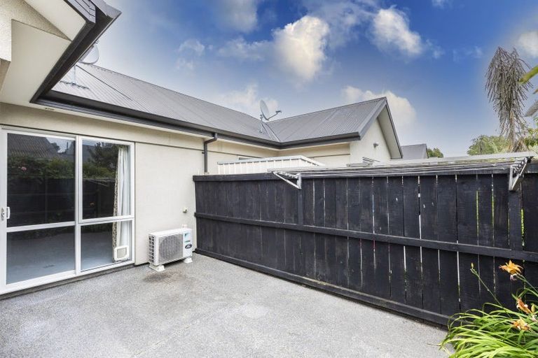 Photo of property in 4/6 Kauri Street, Riccarton, Christchurch, 8041