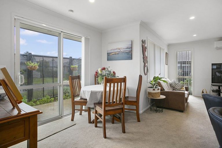 Photo of property in 10a Moore Street, Leamington, Cambridge, 3432