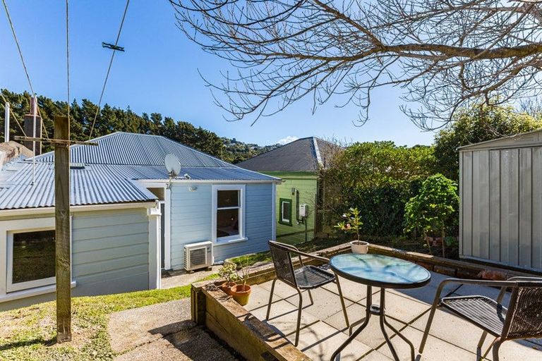 Photo of property in 19 Royal Street, Berhampore, Wellington, 6023