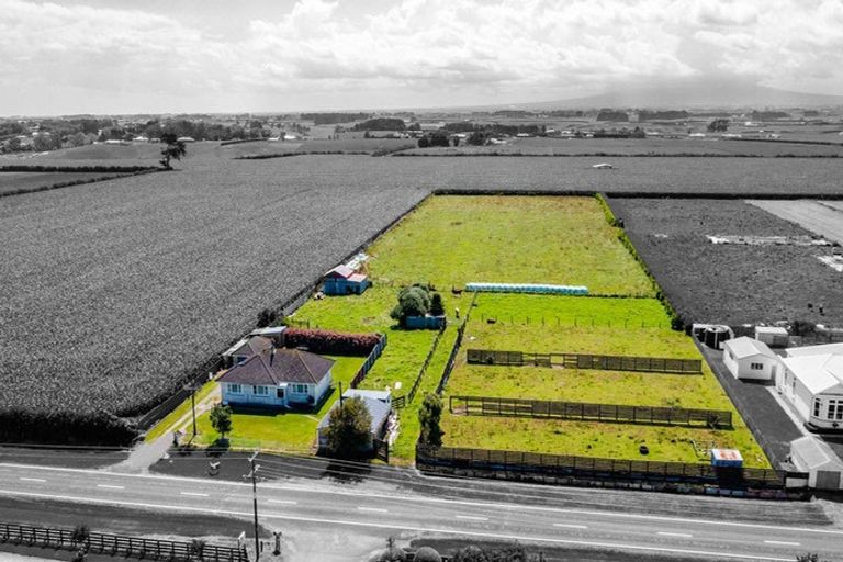 Photo of property in 239 Tawhiti Road, Hawera, 4672