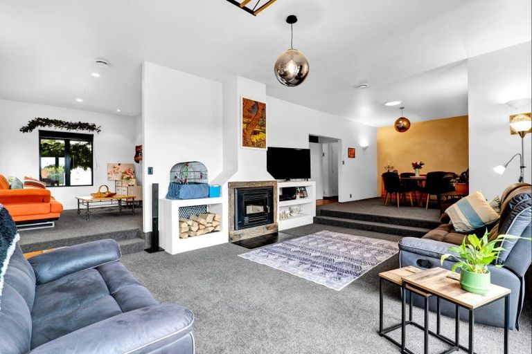 Photo of property in 35 Maire Street, Hawera, 4610