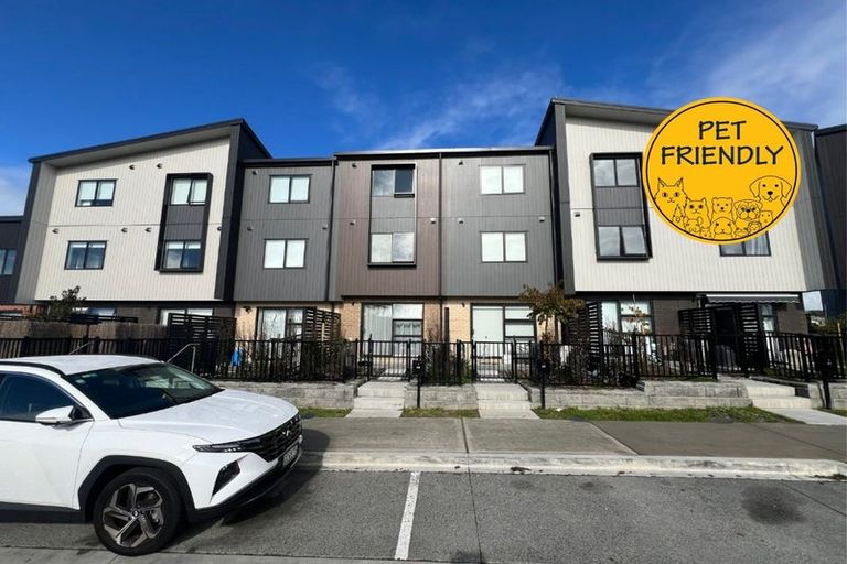 Photo of property in 35 Jabuka Street, Glen Eden, Auckland, 0602