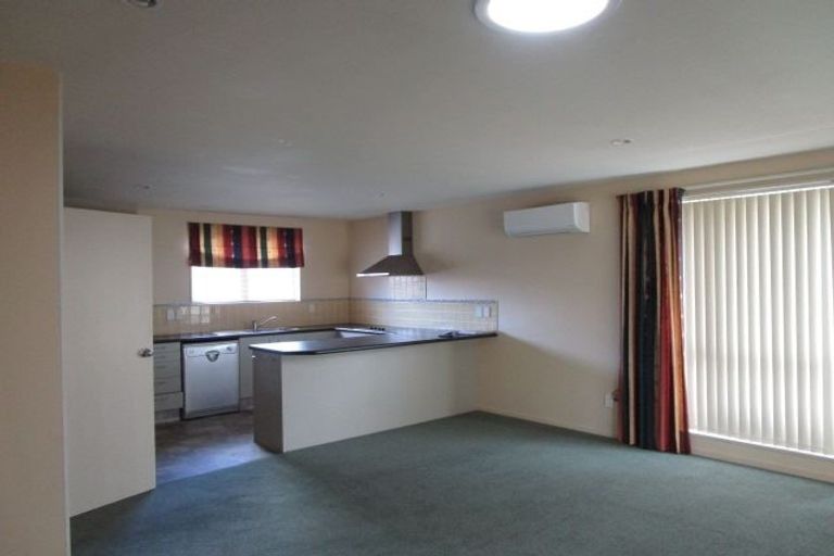 Photo of property in 41 Seymour Street, Hornby, Christchurch, 8042