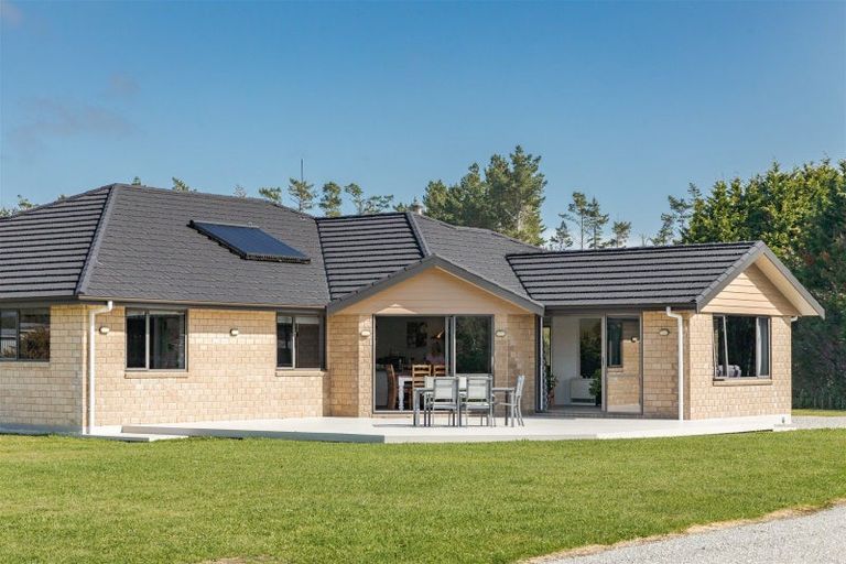 Photo of property in 73 Mcpadden Road, Westport, 7892