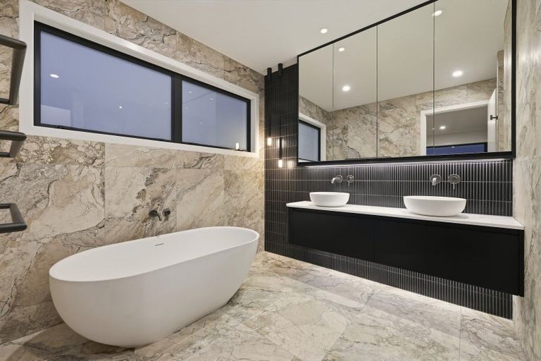 Photo of property in 58a Hinewa Road, Otumoetai, Tauranga, 3110