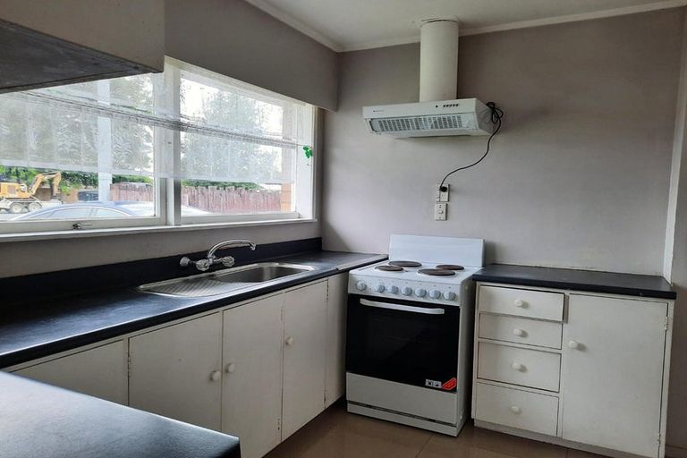 Photo of property in 1/37 Great South Road, Papakura, Takanini, 2110