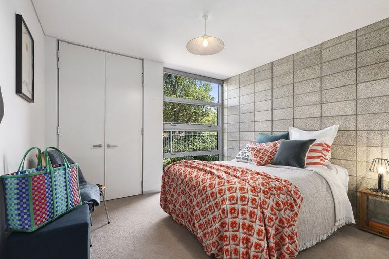 Photo of property in 29 Waru Street, Khandallah, Wellington, 6035